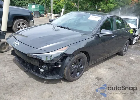 2023 Hyundai Elantra Sel from USA, damaged, VIN 5NPLM4AG5PH104517